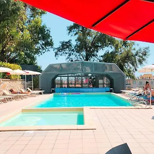 3* Hotell By